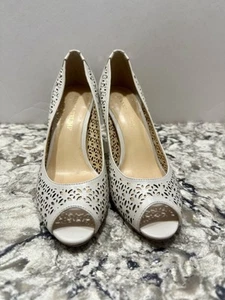IVANKA TRUMP AUTH Women's Ivory Leather Laser Cut Peep Toe Heels Size 6.5 - Picture 1 of 8