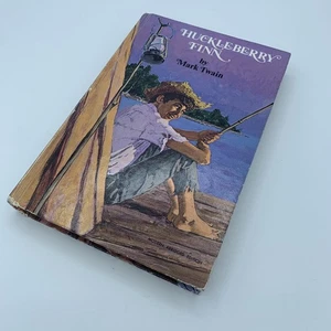 Huckleberry Finn by Mark Twain – Modern Abridged Edition (1970) - Picture 1 of 5
