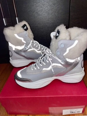 Zapatillas Valentino Garavani "Shegoes" en piel de gamuza de becerro metalizada Foto 1 de 4