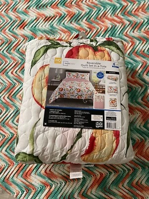 NWT Mainstays Peach Theme Traditional 3 Piece Quilt Set Full/Queen 4 Pieces - Image 1 of 4