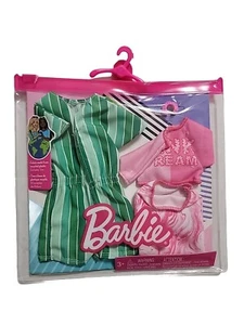 Barbie Moda Pack Rosa Sueño Camiseta Falda y Pulsera Conjunto y Ken Moda - Imagen 1 de 4
