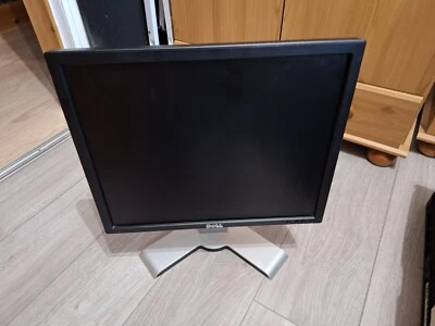 Dell 1908FPb 19-inch 1280x1024@60Hz UltraSharp Flat Panel LCD Monitor with Stand - Image 1 of 3