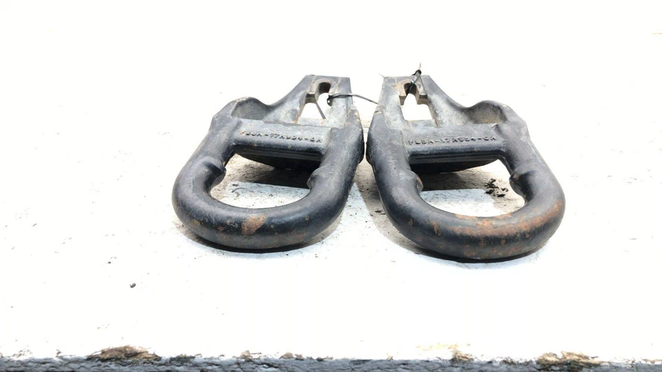 Ford F150 1998 par de ganchos de remolque de parachoques delantero OEM Foto 1 de 4