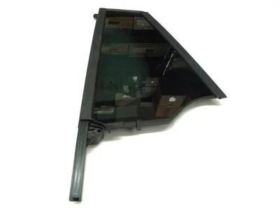 2021 - 2024 梅赛德斯奔驰 GLA250 左后通风窗玻璃 A2477301702 原始设备制造商 A1 — 第 1/4 张图片