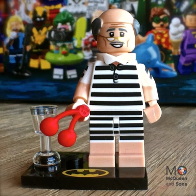 71020 VACATION ALFRED PENNYWORTH #10 LEGO BATMAN MOVIE Series 2 Minifigures SEAL Foto 1 de 4