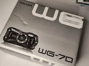 Cámara digital RICOH impermeable a prueba de golpes WG-70 negra - Imagen 1 de 7