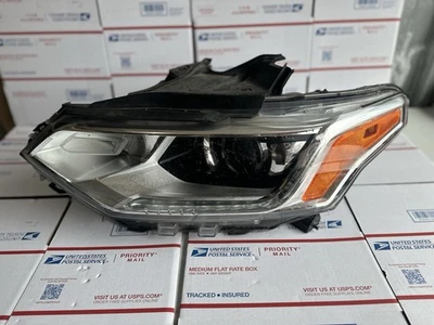 Faro de xenón HID izquierdo Chevrolet Traverse 2018 2019 2020 2021 OEM 84887857 Foto 1 de 4