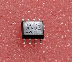 10 Stück SI9407AEY P-Channel Transistor MOSFET 60V 3.5A 3W SO8 Siliconix - Bild 1 von 3