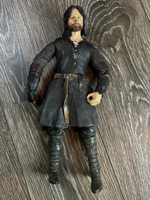 "Figura LOTR 2003 de El Señor de los Anillos Posable Aragorn 10"" figura suelta solamente" Foto 1 de 4