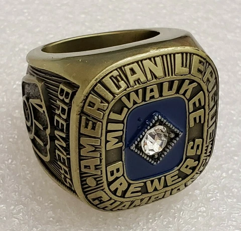 Milwaukee Brewers 1982 AL CHAMPIONS Large Ring Cover
