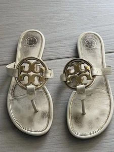 Tory Burch Leather Miller Embellished Thong Sandals Cream Buff & Gold - Sz 7 - Picture 1 of 13
