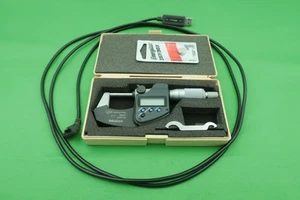 Mitutoyo 293-330-30 Digital Micrometer 0-1" .00005" IP65 with Data Cable - Picture 1 of 9
