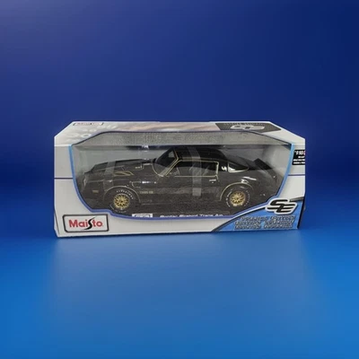New 1/18 Maisto Pontiac Firebird Trans Am Black with Gold Trim - Image 1 of 4