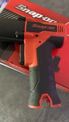 Snap On CT861W1 Red 14.4v Micro lithium Brushless Cordless Impact Wrench - Image 1 of 4