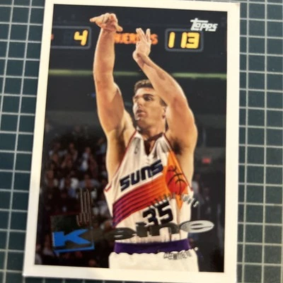 1995-96 Topps - Joe Kleine #141 - Image 1 of 2