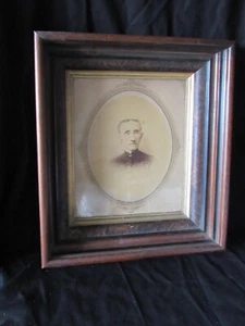 Victorian Deep Walnut Gilt Antique PICTURE FRAME Wood 10" x 12" int  -  15x17" - Picture 1 of 5