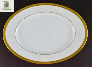 Plato Bohemia Cerámica Checoslovaquia Borde Dorado (13 1/4" Por 9 3/4") - Imagen 1 de 4