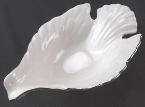 Lenox Piatto speciale colomba con finiture argento - Foto 1 di 8