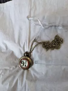harry potter 9&3/4 pocket watch on chain in bag - Picture 1 of 4