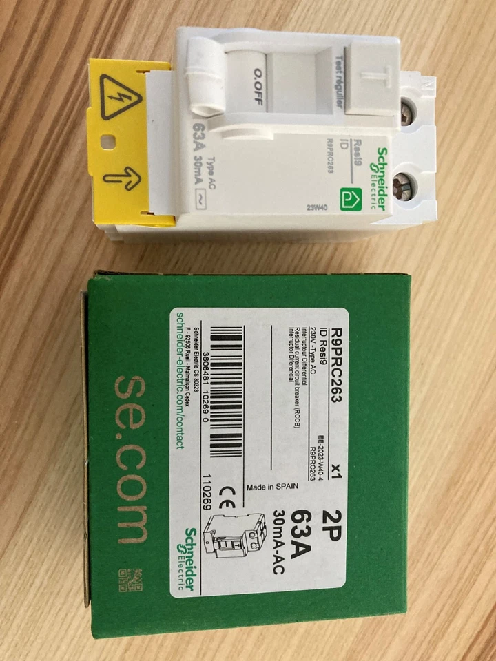INTERRUPTEUR DIFFERENTIEL 63A 30mA TYPE AC,  SCHNEIDER ELECTRIC R9PRC263 PEIGNAB - Photo 1/1