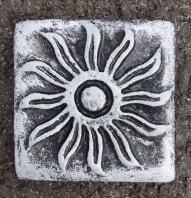 Paquete de 10 azulejos 2x2 plata metal antiguo acento amanecer inserto decoración ENVÍO GRATUITO Foto 1 de 3