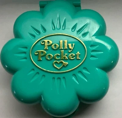 Polly Pocket  Water Fun Park 1990 ~ Complete - Image 1 of 4