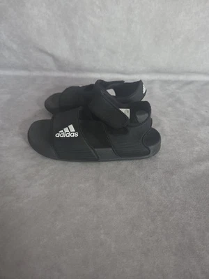 Adidas Altaswim Boys Sandals Blk SZ 2 - Image 1 of 4