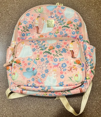 Mochila bolsa de pañales Petunia Pickle Bottom Disney Cenicienta - ligeramente usada Foto 1 de 4