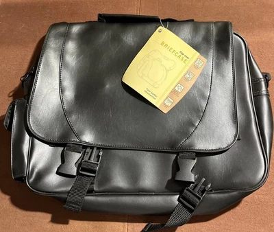 BRIEFCASE FLIP OVER. FAUX LEATHER CONSTRUCTION. BLACK. - Image 1 of 3