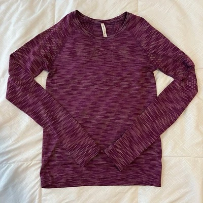 Top sin costuras Athleta Momentum en Spacedye Fucsia púrpura talla M manga larga correr Foto 1 de 4