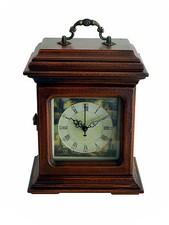 Orologio camino da tavolo con portachiavi in legno con particolari in metallo