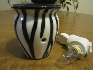 SCENTSY ZEBRA STECKWÄRMER - Bild 1 von 4