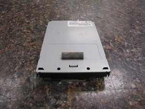 Lecteur de disquette 20 broches authentique Panasonic JU-268A026C pour Apple Macintosh - HB19 - Photo 1/6