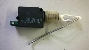 Actuador portón trasero Audi A3 ́02 8L1 1.9 TDI 4B9962115 - Imagen 1 de 5