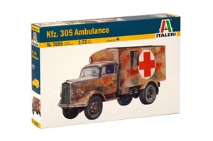 ITALERI 7055 KFZ 305 AMBULANCE OPEL BLITZ SCALA 1/72 150817 - Foto 1 di 2