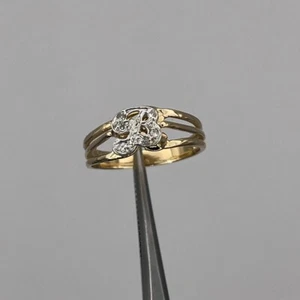 Vintage 14K Yellow Gold Small Diamond "B" Initial Ring Size 6 - Picture 1 of 4