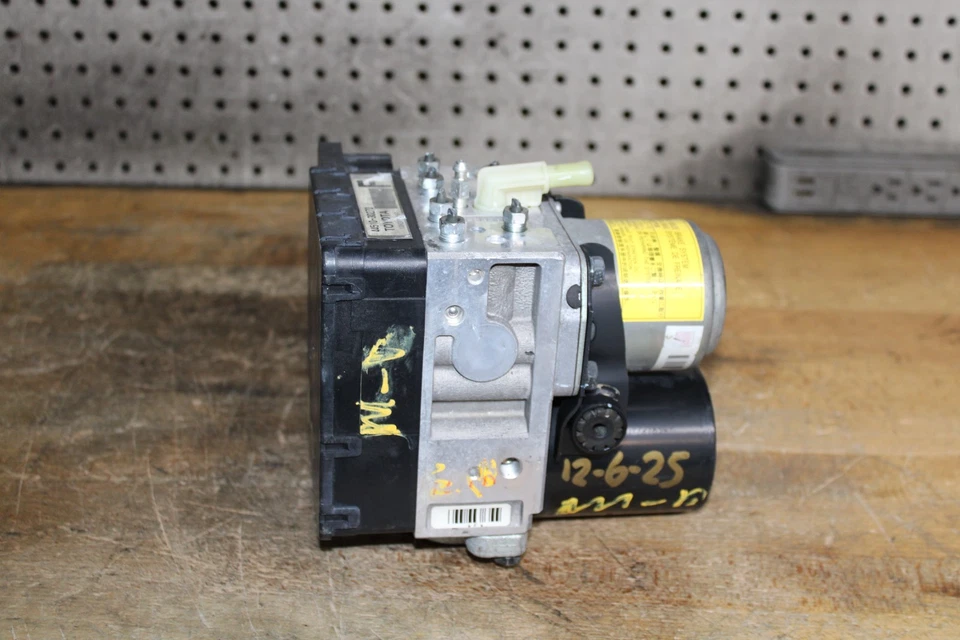 Toyota Camry 2007-2011 híbrido antibloqueo freno ABS unidad de bomba OEM 44510-30270 Foto 1 de 4