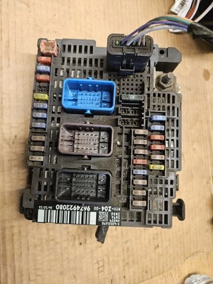 PEUGEOT 508 BAJO CAPÓ BSM CAJA FUSIBLES SIN ENCHUFES 9674922080 Z04 Foto 1 de 4