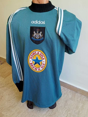 Newcastle United  SHIRT 19961998 adidas england vintage jersey (little used) Cover