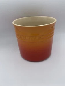 Vaso grande de utensilios de gres Le Creuset FLAME 2,3 L / 2,5 cuartos de galón - Imagen 1 de 7