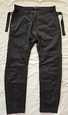 Helmut Lang Men's Tappered Jogger Style #HLM 18423 Side Clasp Adj 28 Blk Short - Image 1 of 4