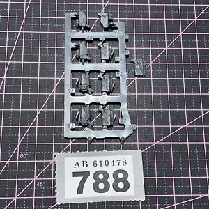 Space Marine Primaris Reivers Pistol Holsters/Pouches Warhammer 40k Parts Bits - Picture 1 of 1