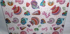 Glass Cutting Board  11 3/4" x 7 3/4"  WONDERS OF THE SEA/COLORFUL SEASHELLS - Foto 1 di 1
