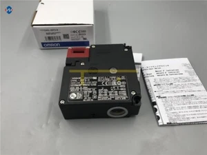 1pcs New Omron D4NL-2EFG-B Safety Door Switch - Picture 1 of 9