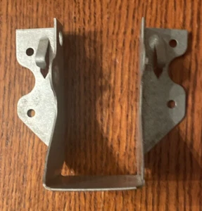 Menge 8 USP Verbinder - 2x4 Dreifach Zink Balken Aufhänger Neu - Bild 1 von 5