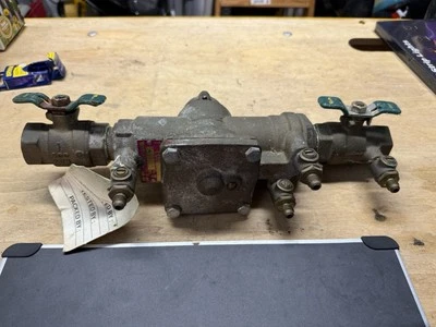 Watts 1" Pressure Zone Valve Backflow Preventer (LF009M2-QT) - Image 1 of 3