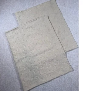 Peacock Alley Lot of 2 Cream Egyptian Cotton Champagne Fan/Shell Pattern Shams - Picture 1 of 11