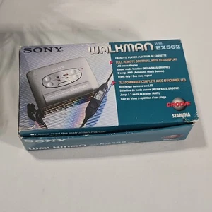 Sony Walkman WM-EX562 Personal Cassette Player Needs Belts - Imagen 1 de 12
