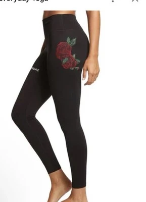 Leggings Spiritual Gangster Negro Rosa Bordados Talla XS, Raros Foto 1 de 4