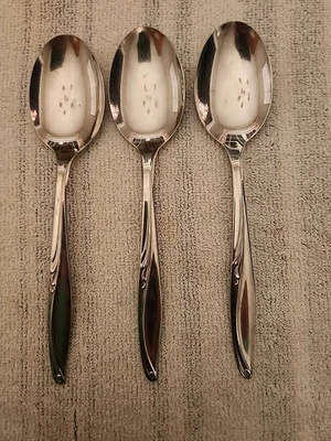 Silco IS International plata acero inoxidable EE. UU. INS131 3 cucharas de cena Foto 1 de 4